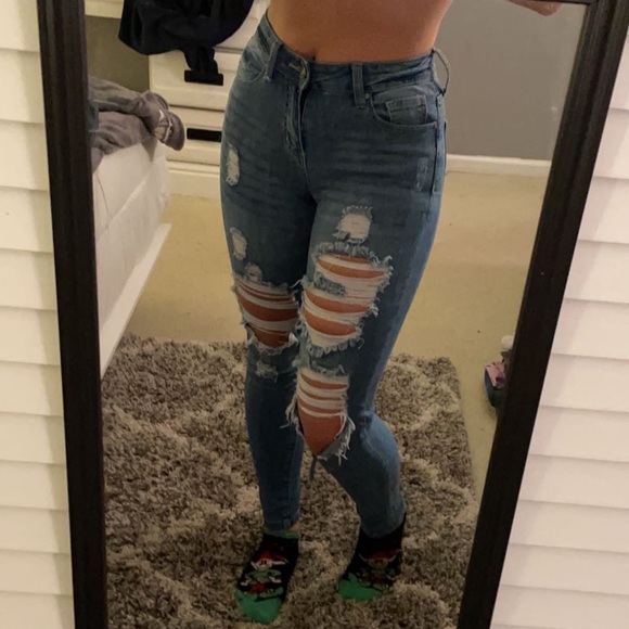 Light wash size 5 high waisted jeans - Picture 4 of 5